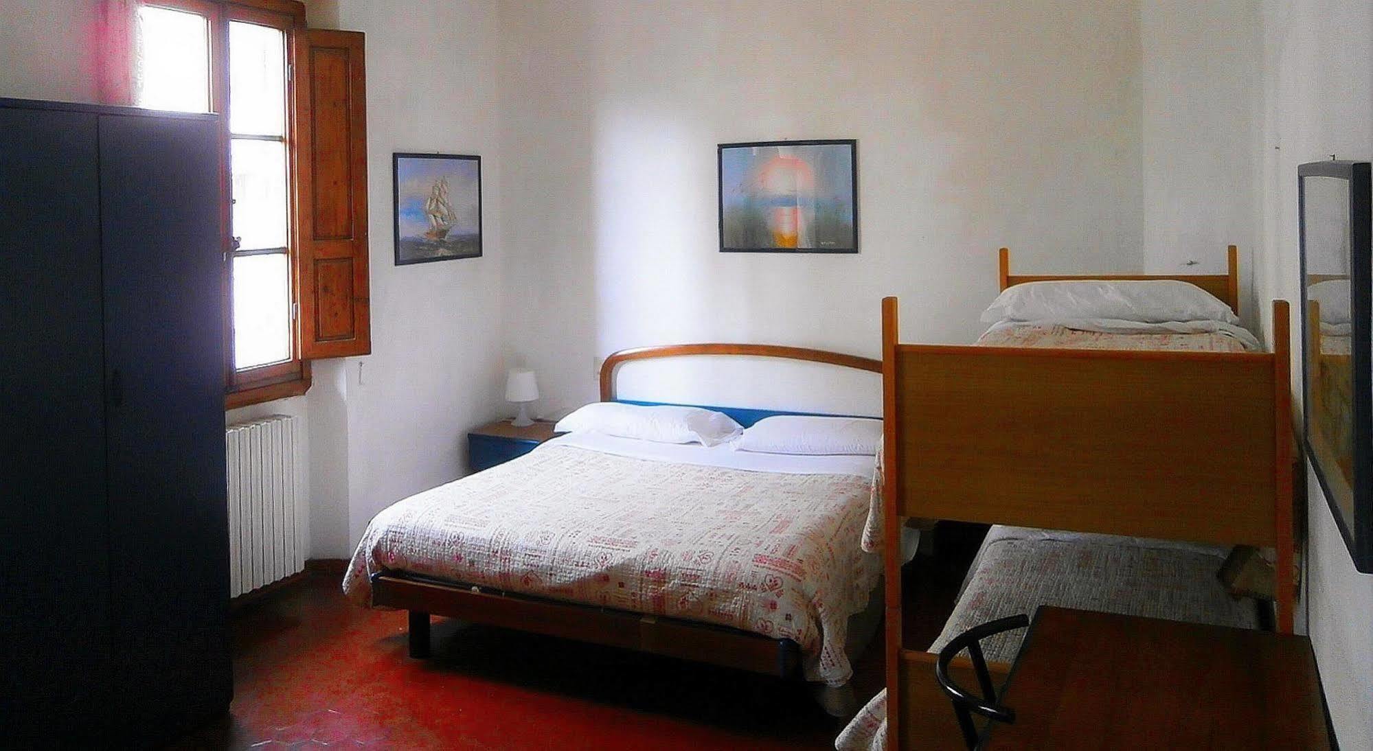 Sogni D'Oro Guest House Флоренция Екстериор снимка