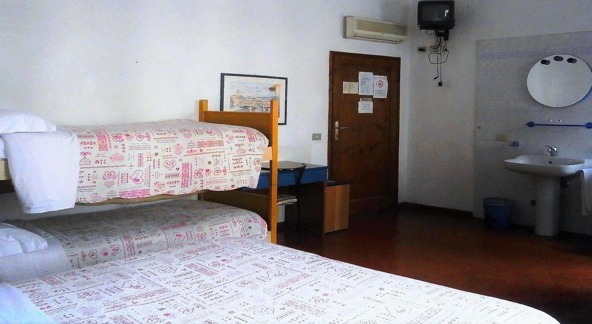 Sogni D'Oro Guest House Флоренция Екстериор снимка