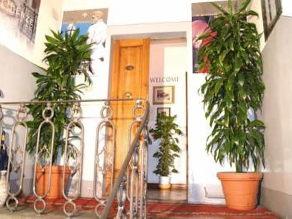 Sogni D'Oro Guest House Флоренция Екстериор снимка
